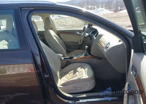 2011 Audi A4 2.0T Premium z USA, uszkodzony, nr VIN WAUSFAFL2BA080877